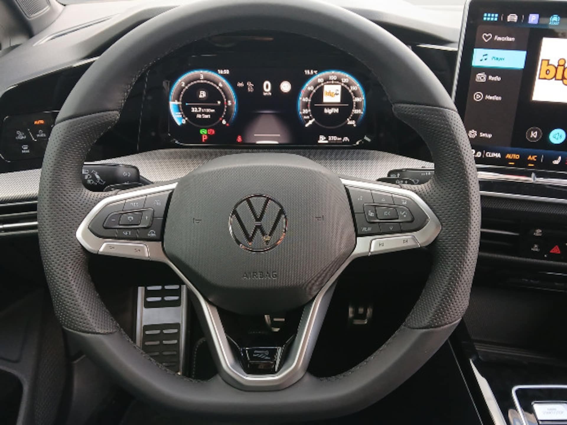 Volkswagen Golf R-Line