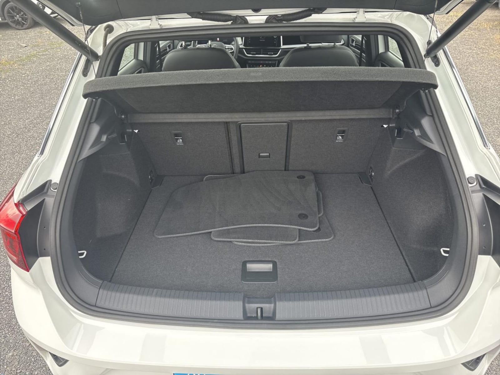 Volkswagen T-Roc – Bild 13
