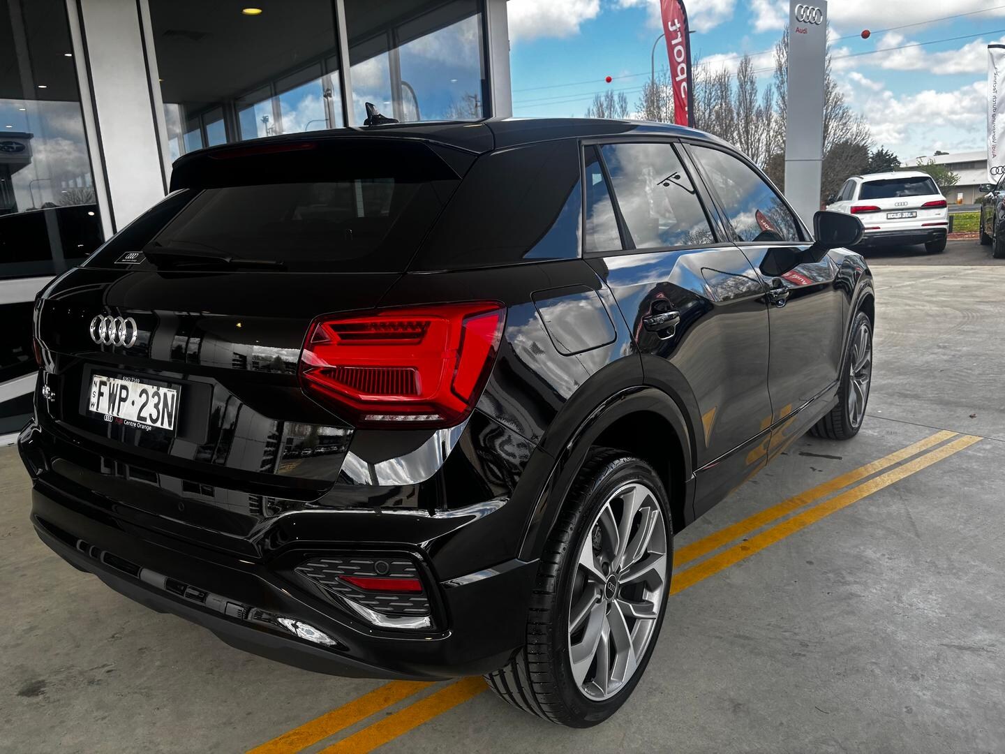 Image about Audi Q2 35 TFSI S tronic