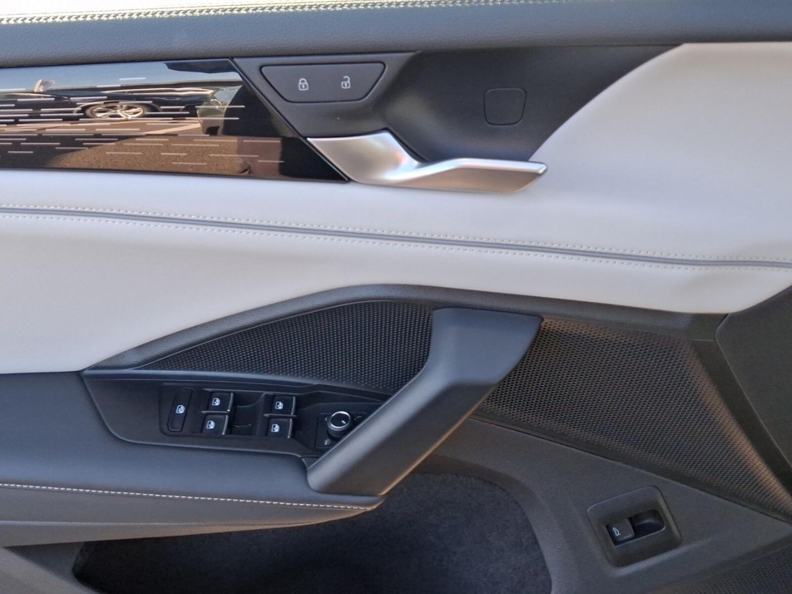 Volkswagen Tiguan – Bild 7