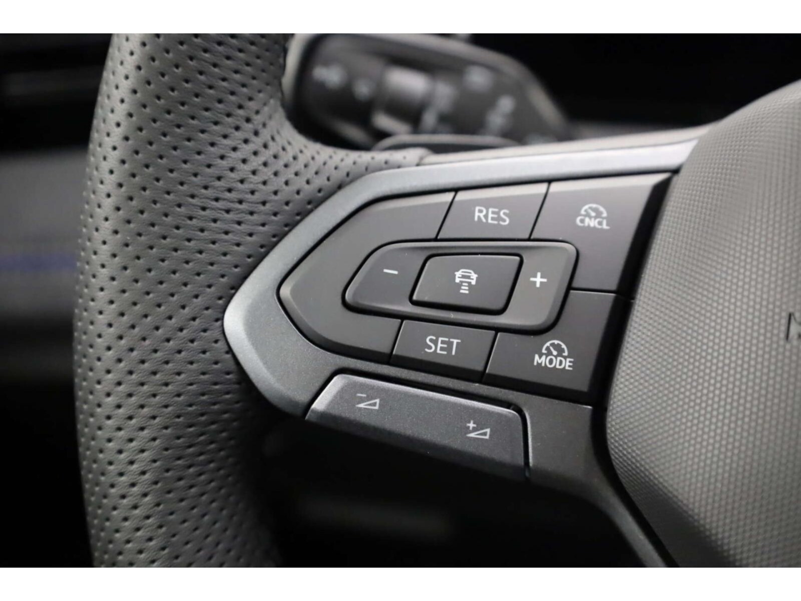 Volkswagen Tiguan – Bild 10