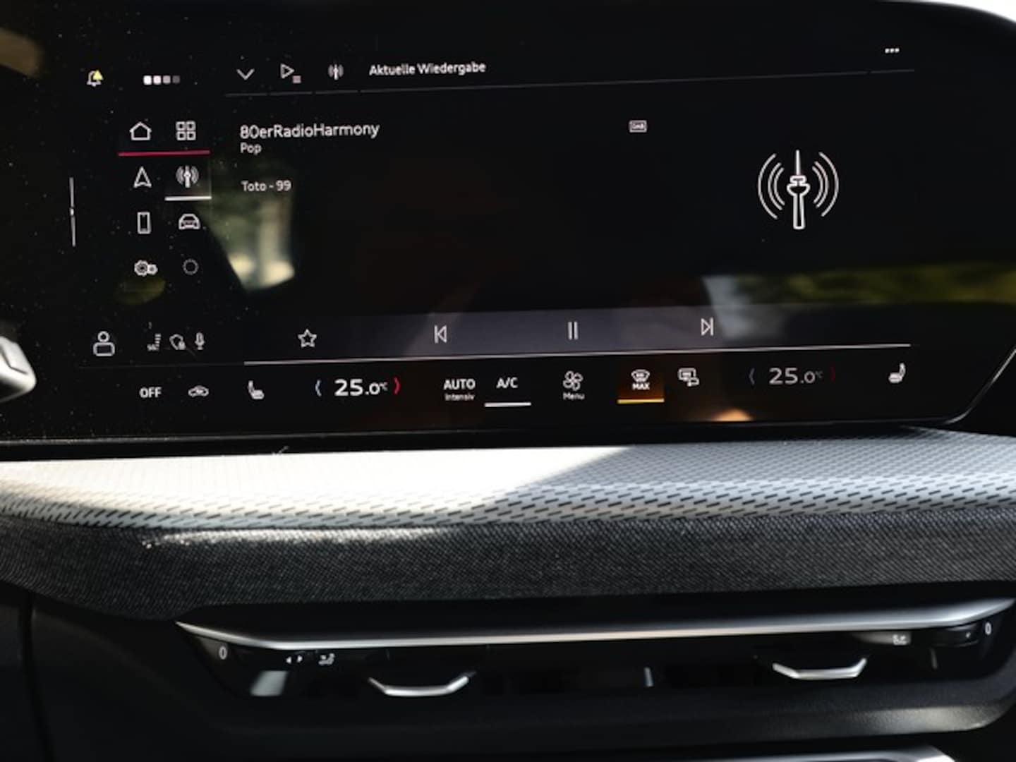 Bild über Audi Q5 SUV TDI quattro 150 kW S tronic - für weitere Informationen kontaktieren Sie den Audi Partner