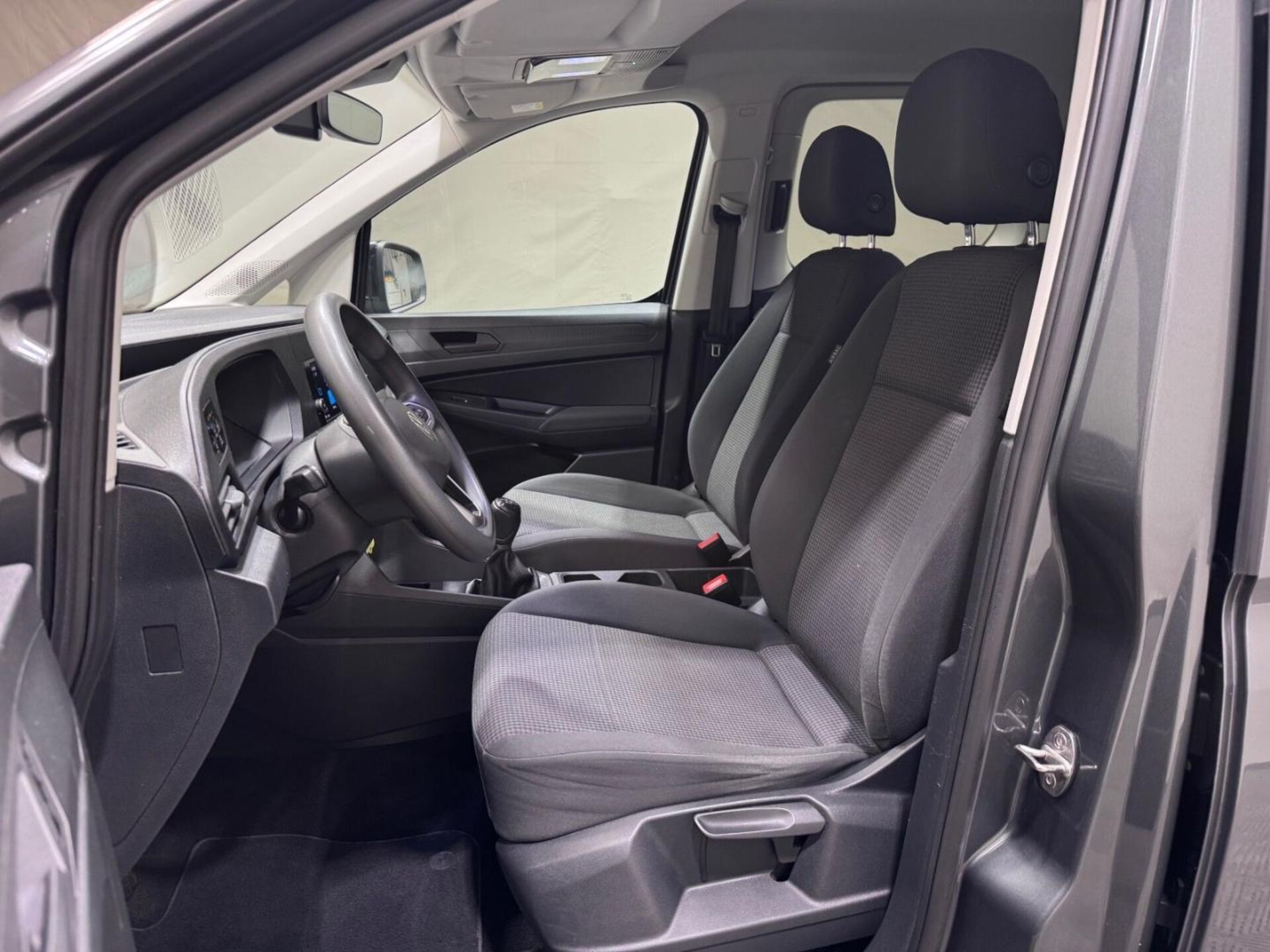 Volkswagen Caddy Basis-Modell