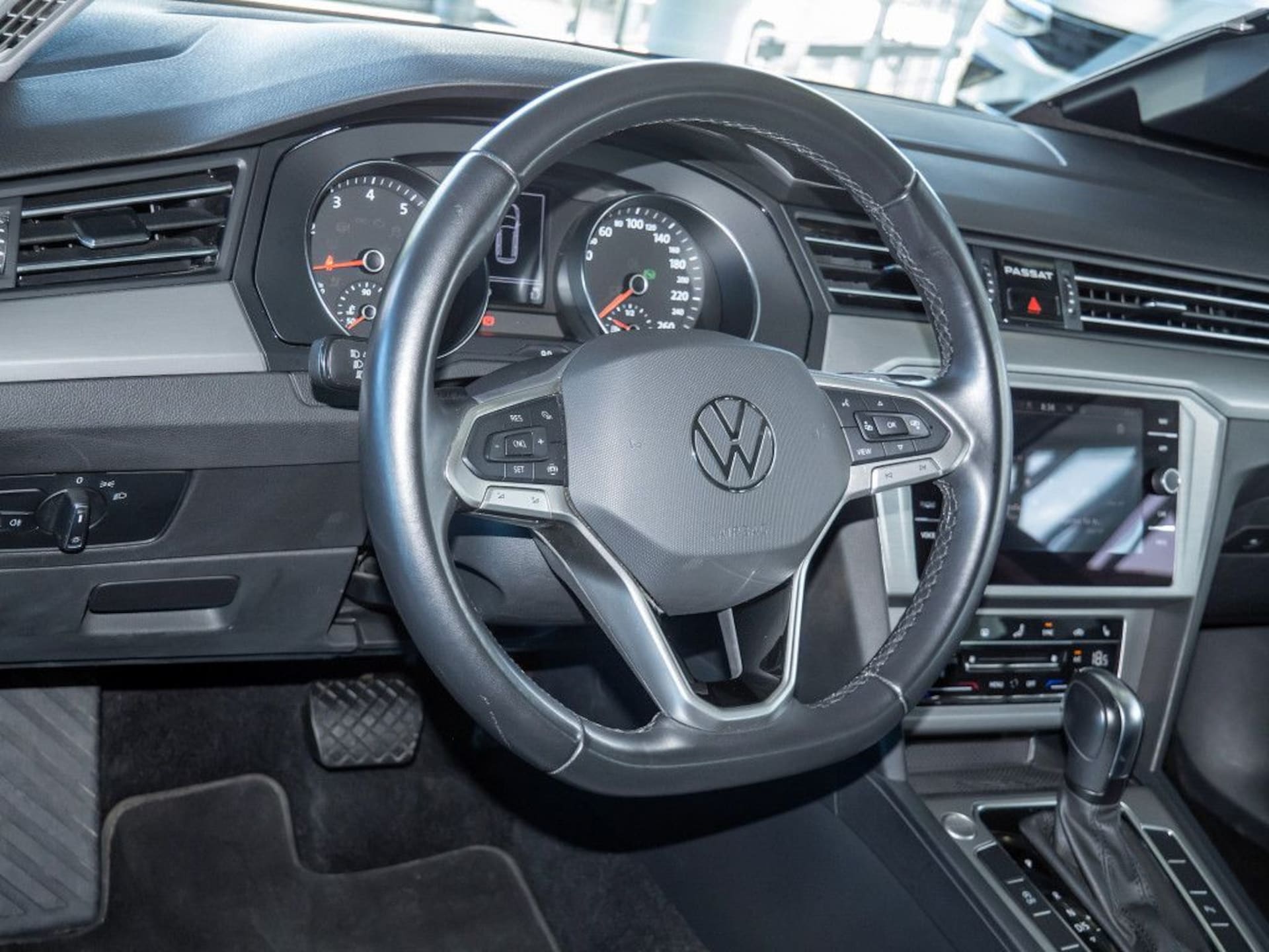 Volkswagen Passat Variant Conceptline
