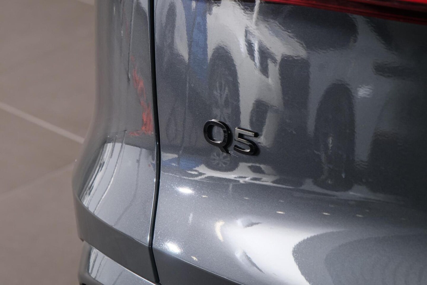 Image about Audi Q5 SUV TDI quattro 150 kW sport