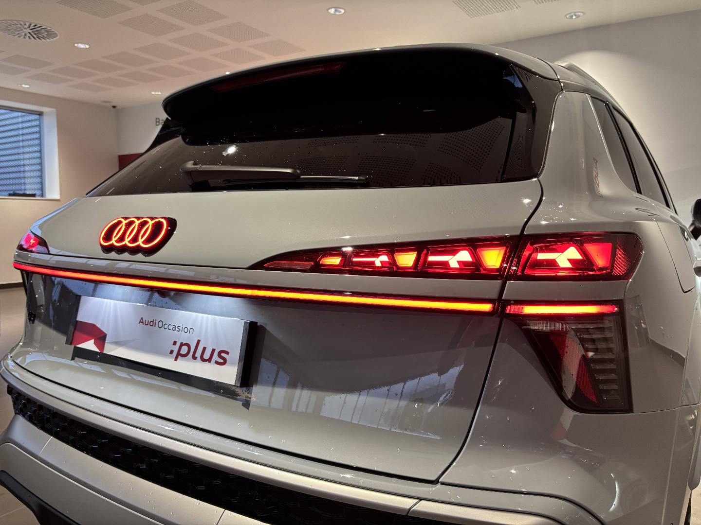 Image about Audi Q3 e-hybrid Design e-hybrid 272 ch S tronic