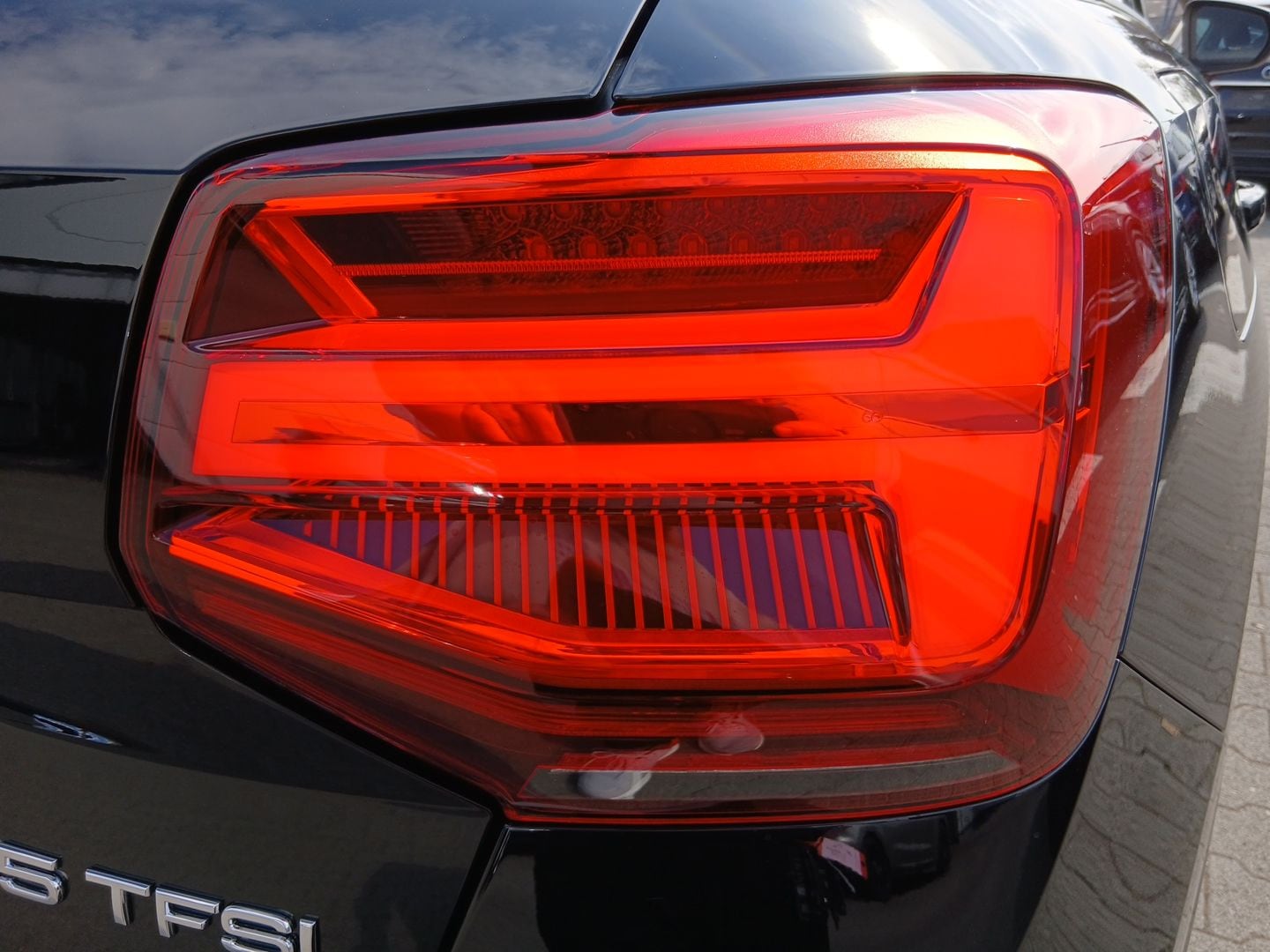 Bild über Audi Q2 advanced 35 TFSI 110(150) kW(PS) S tronic - für weitere Informationen kontaktieren Sie den Audi Partner