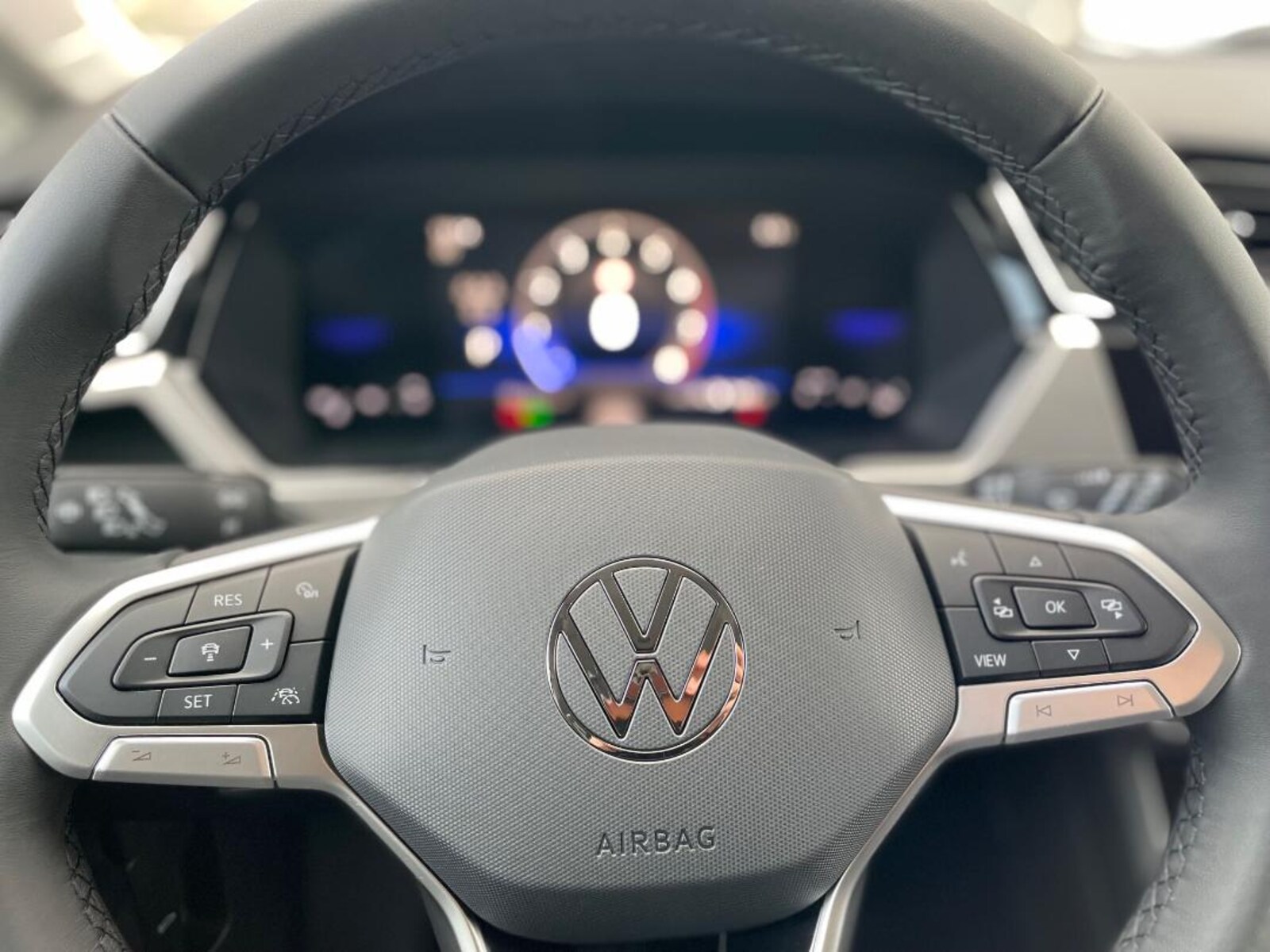 Volkswagen Touran – Bild 10