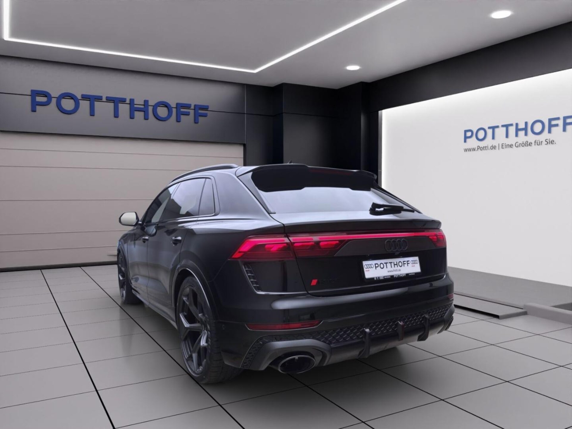 Audi RS Q8 SUV performance