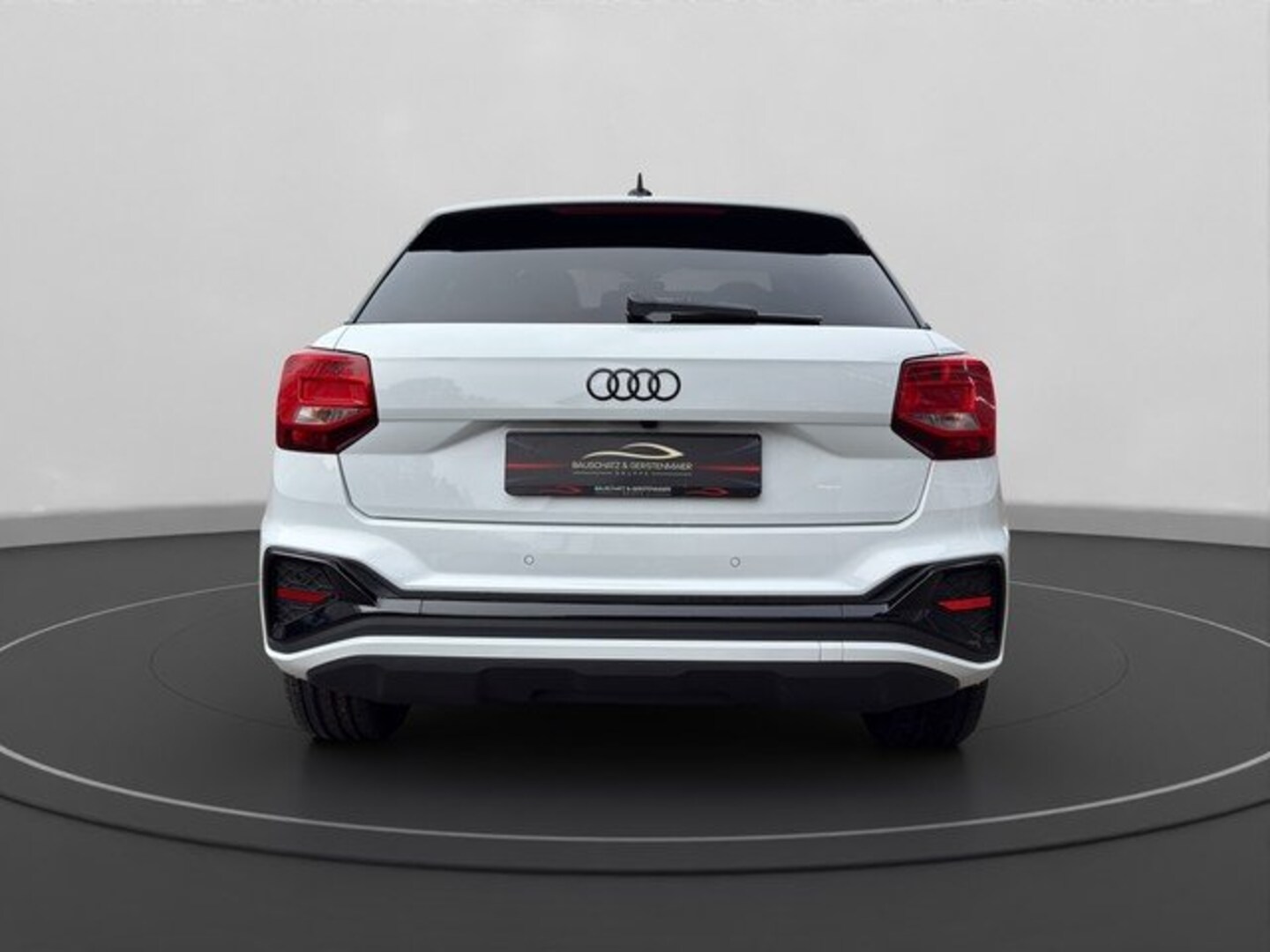 Bild über Audi Q2 S line 35 TFSI S tronic - für weitere Informationen kontaktieren Sie den Audi Partner