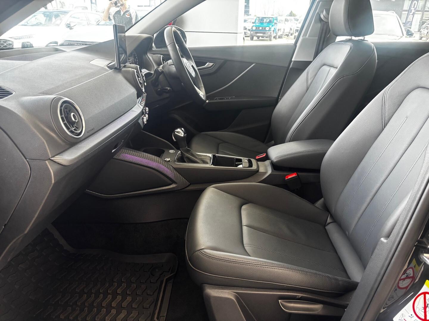 Image about Audi Q2 35 TFSI S tronic