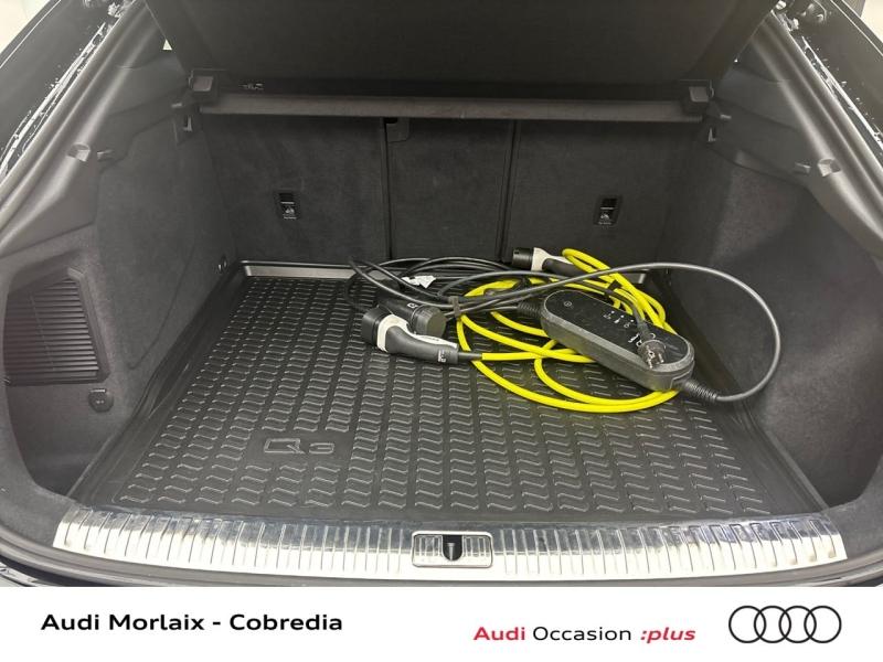 Image about Audi Q3 Sportback TFSI e S line 45 TFSI e 180 kW (245 ch) S tronic