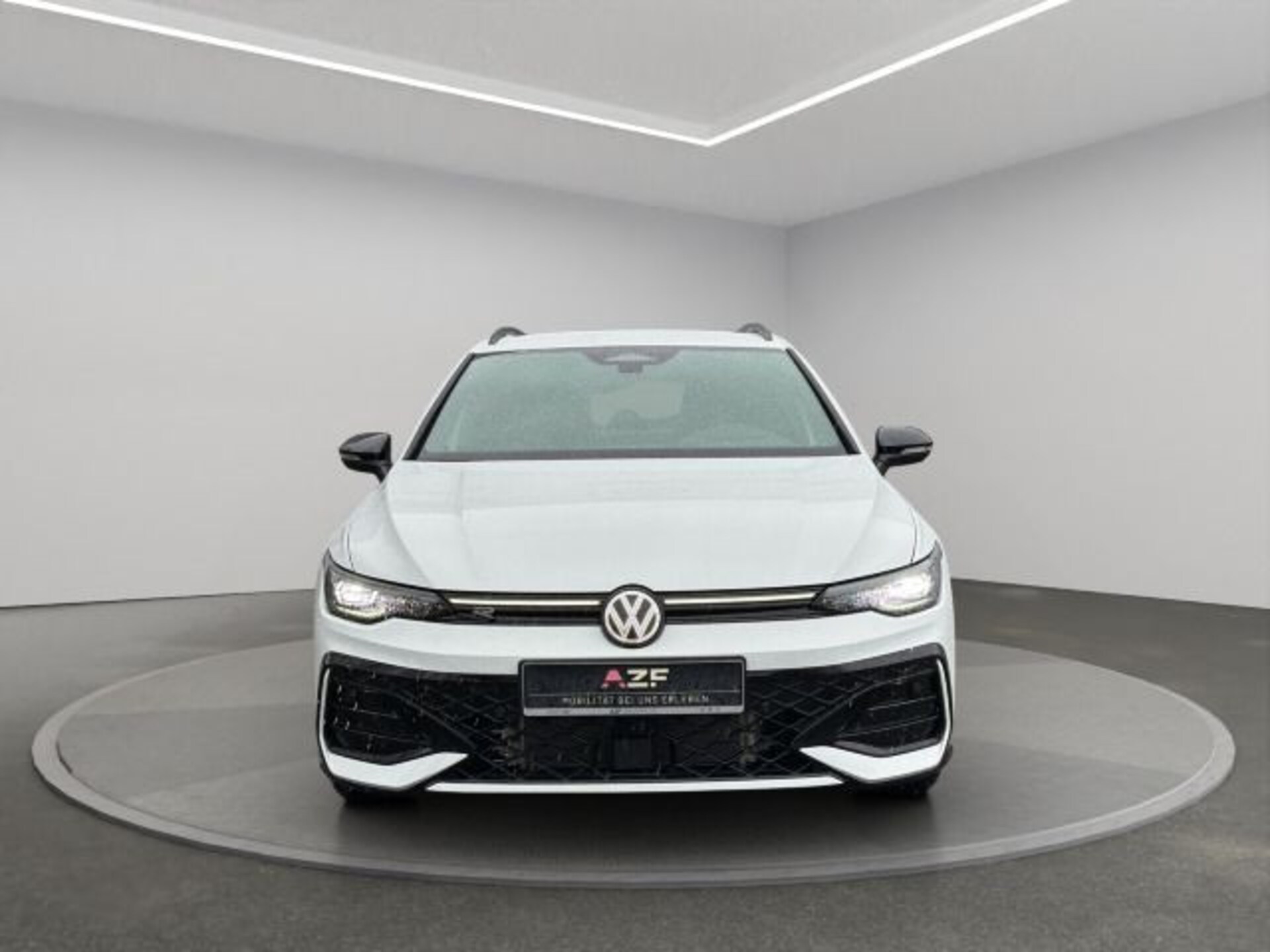 Volkswagen Golf Variant R-Line