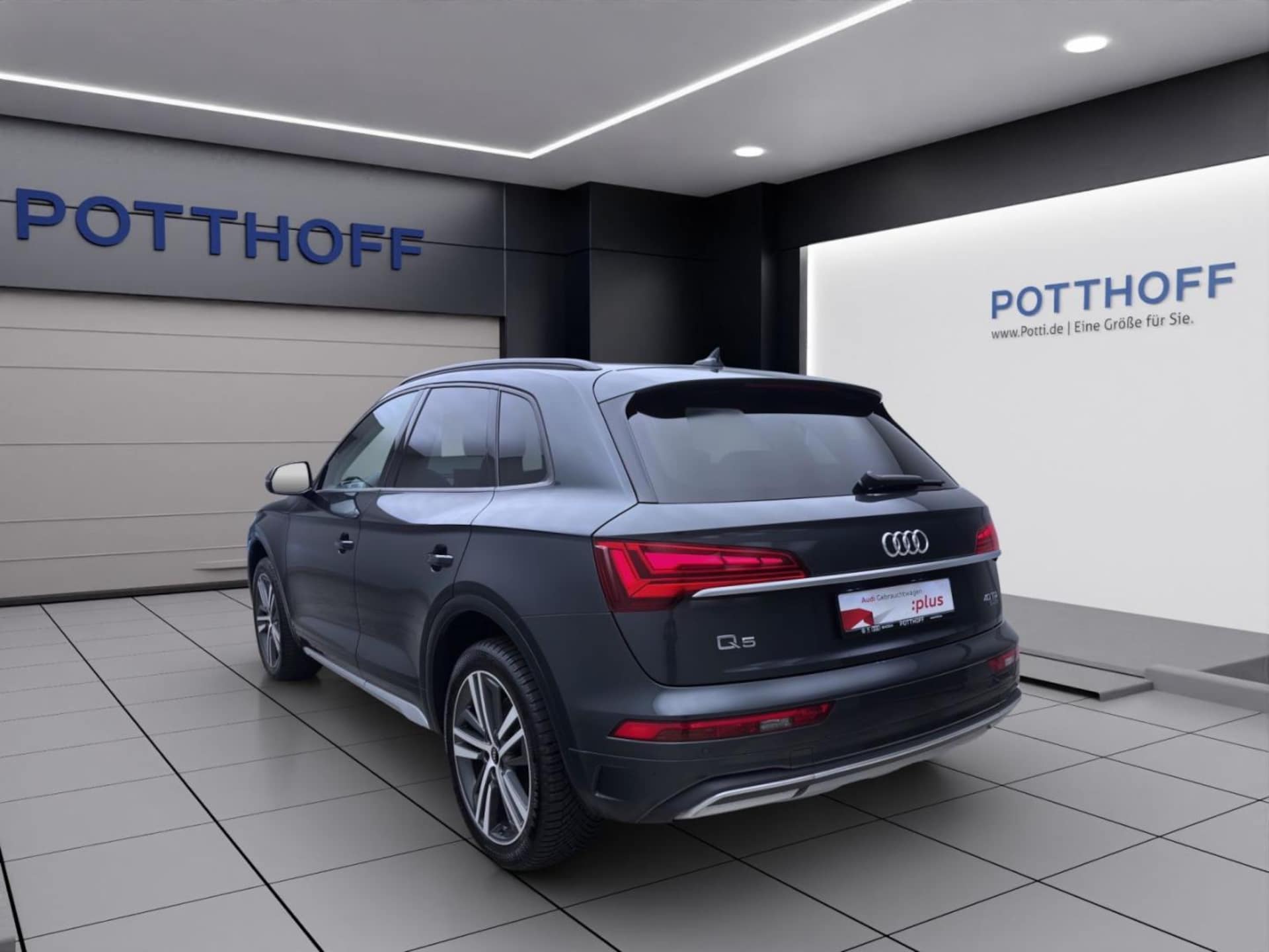 Audi Q5 SUV Advanced