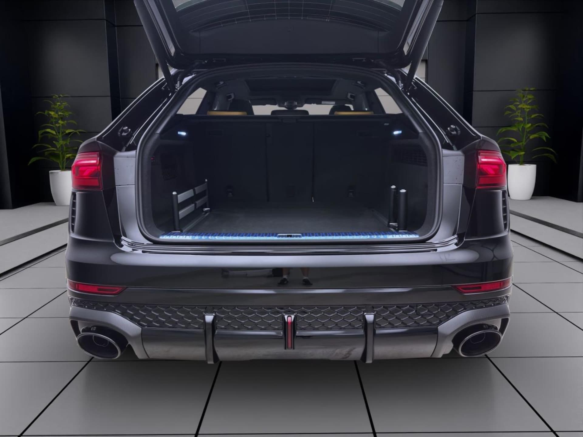 Audi RS Q8 SUV performance