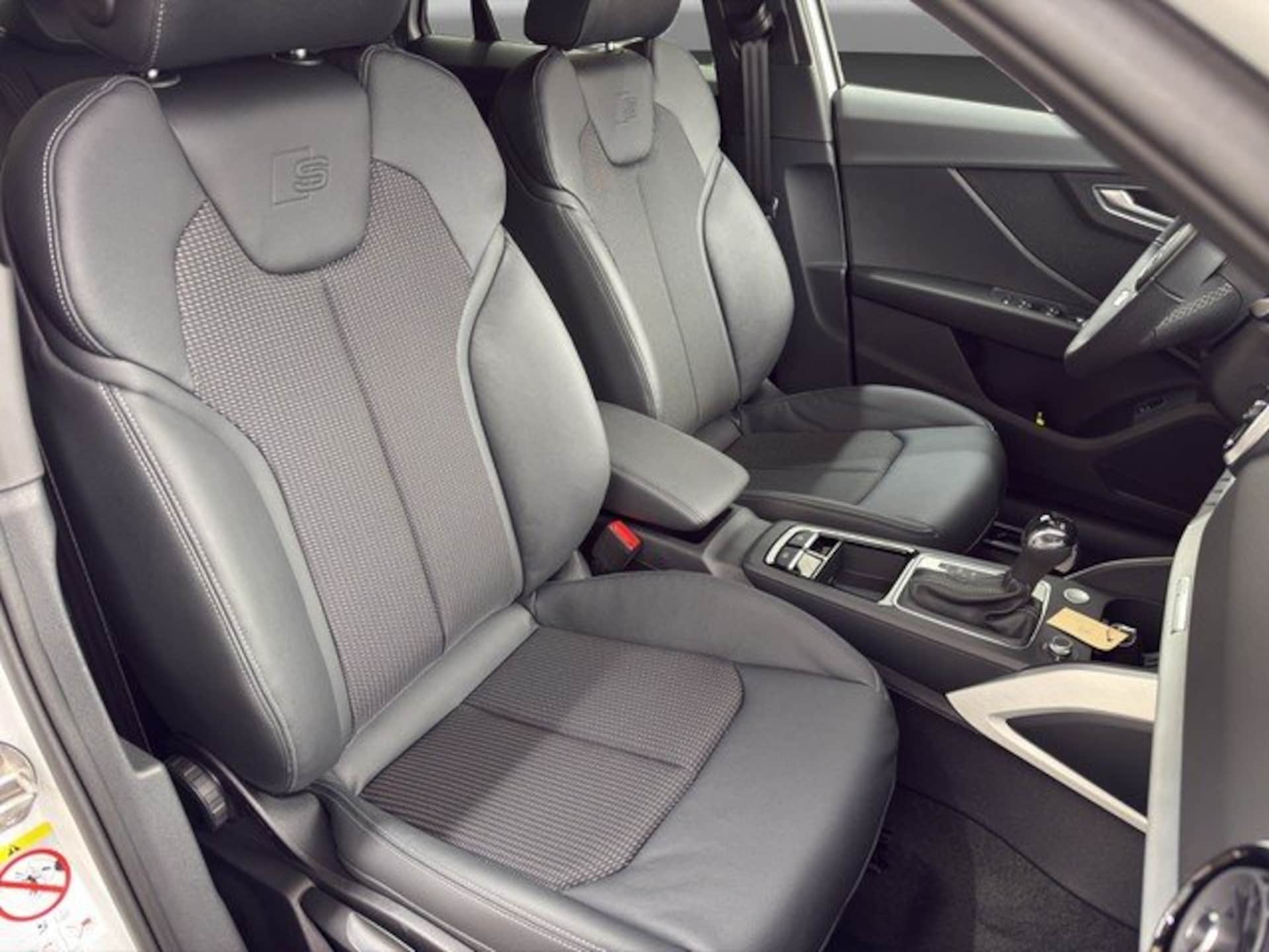 Audi Q2 S line