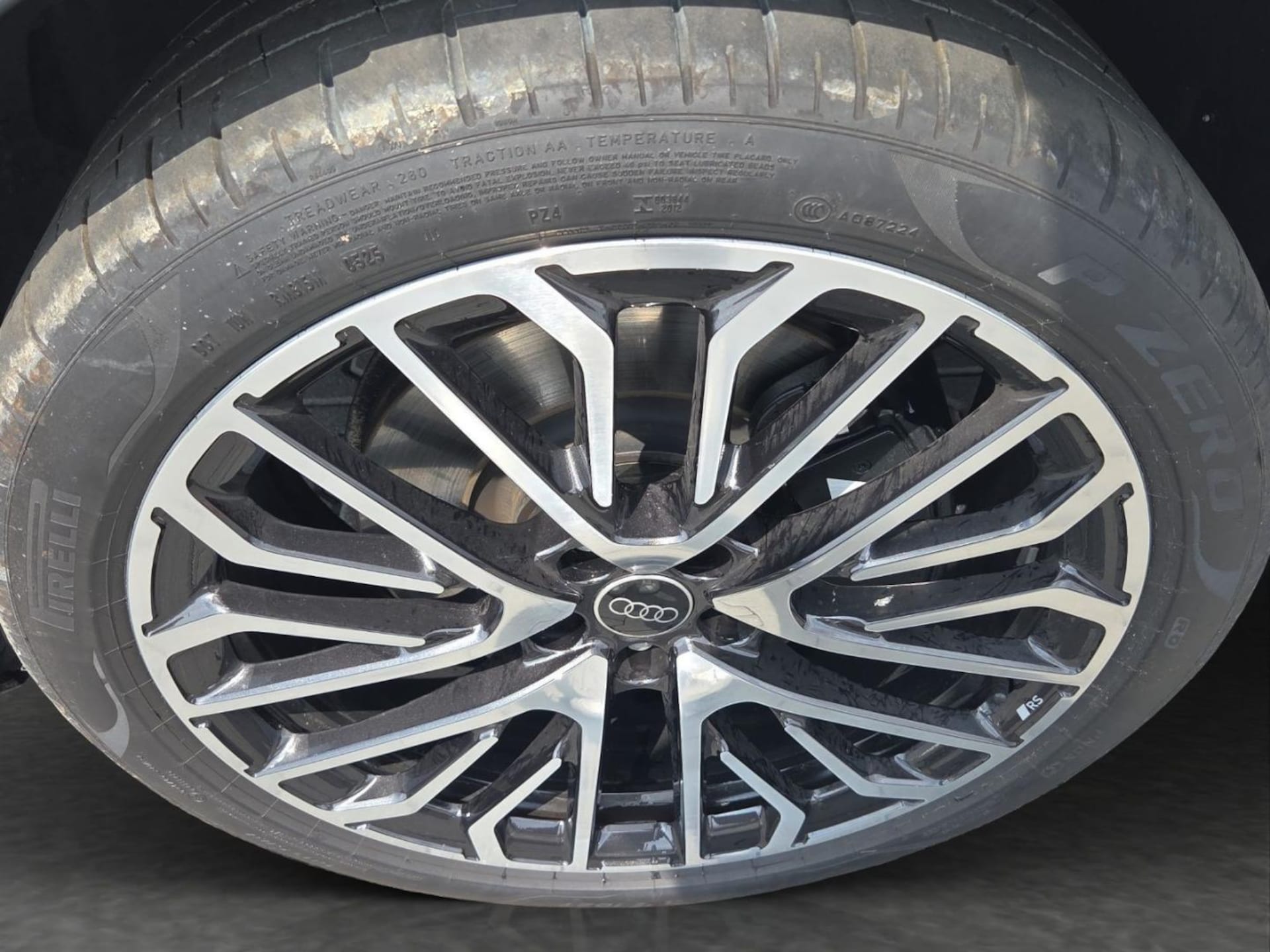 Audi SQ5 SUV edition one