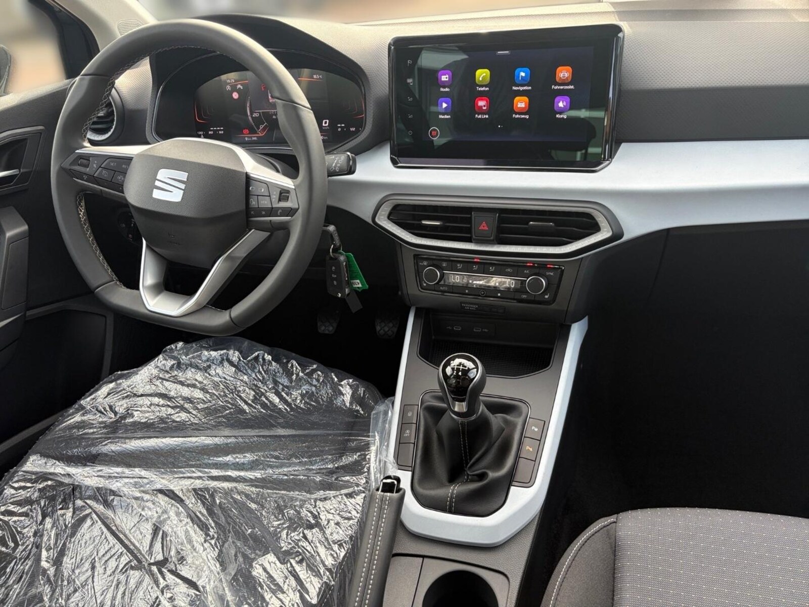 SEAT Arona – Bild 12