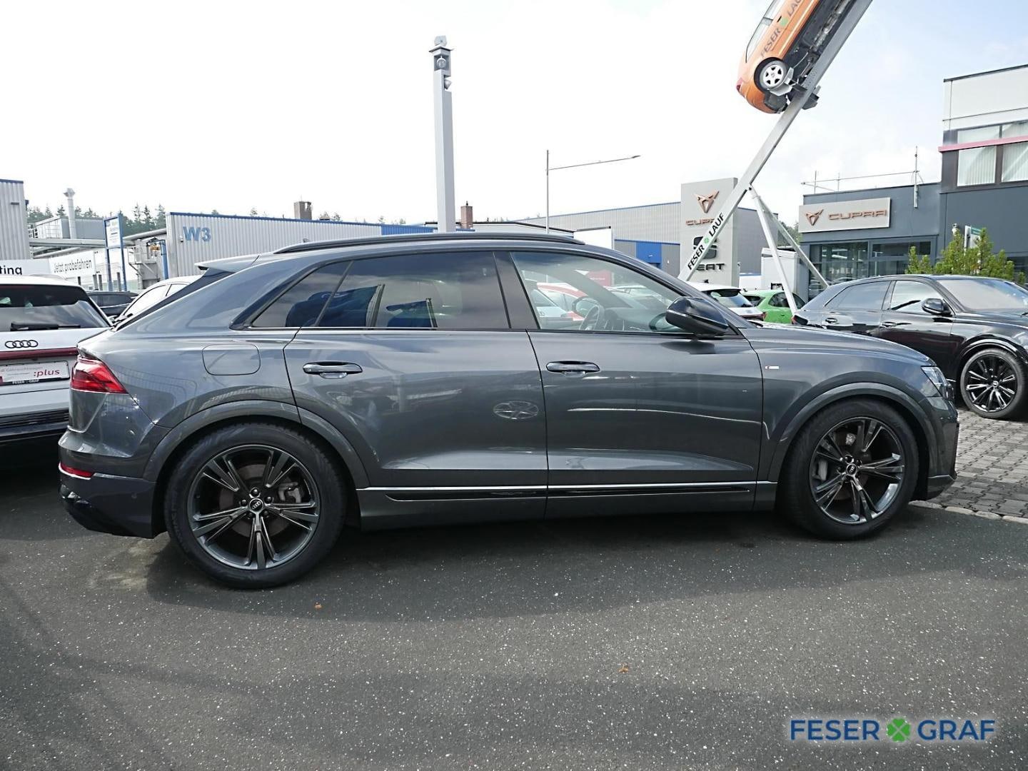 Bild über Audi Q8 SUV 50 TDI quattro tiptronic - für weitere Informationen kontaktieren Sie den Audi Partner