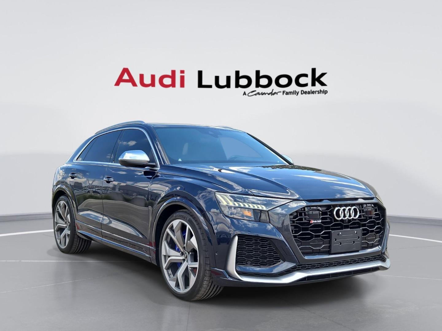 2023 Audi RS Q8 -'s photo