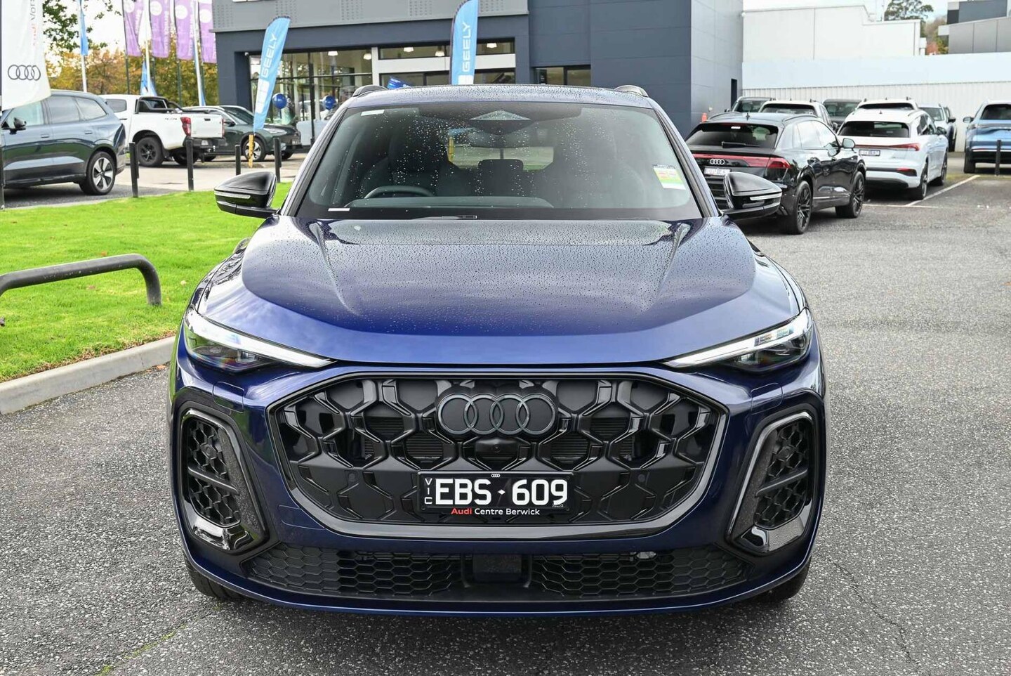 Image about Audi Q5 SUV e-hybrid quattro S tronic