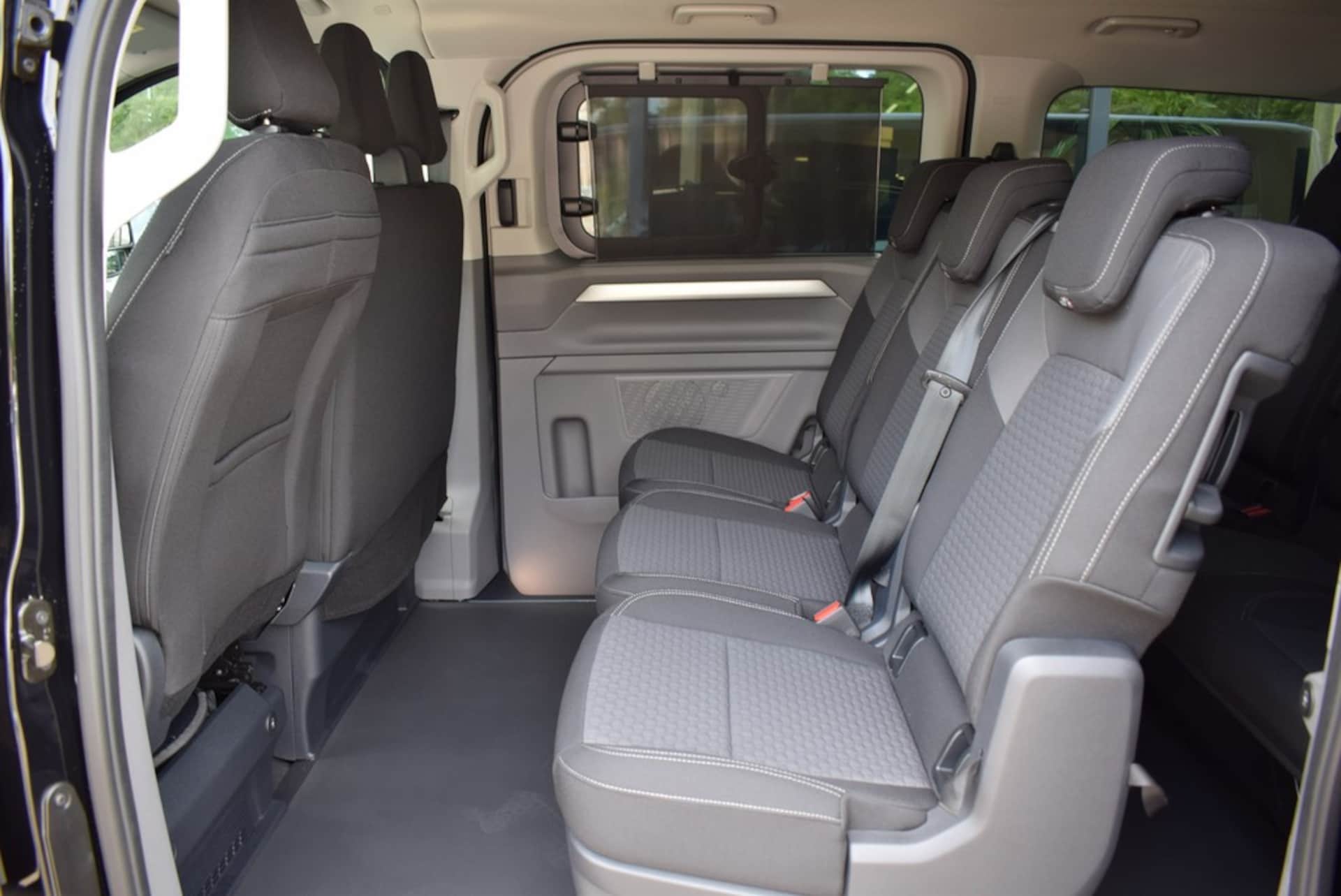 Volkswagen Caravelle langer Radstand Style