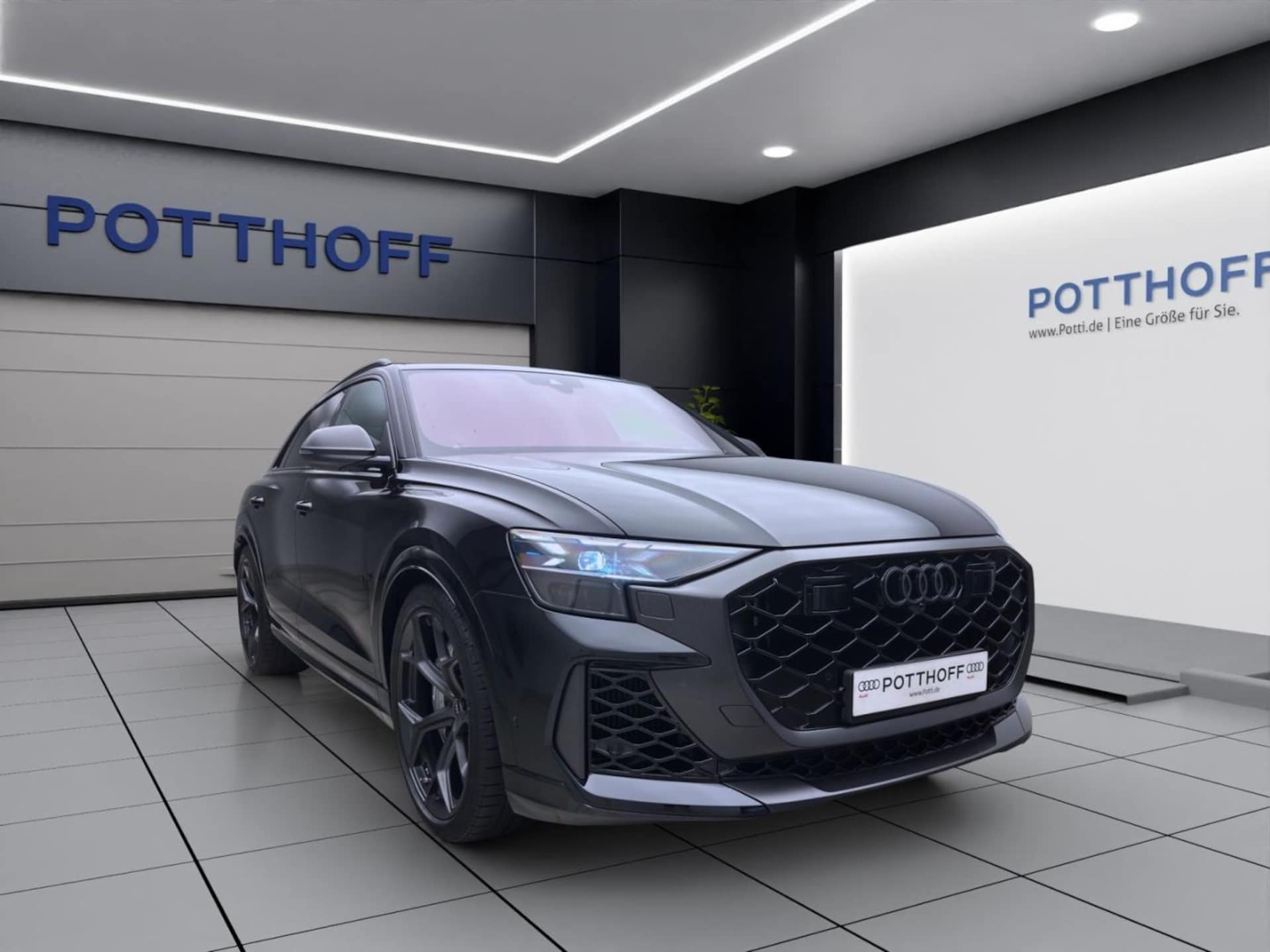 Audi RS Q8 SUV performance