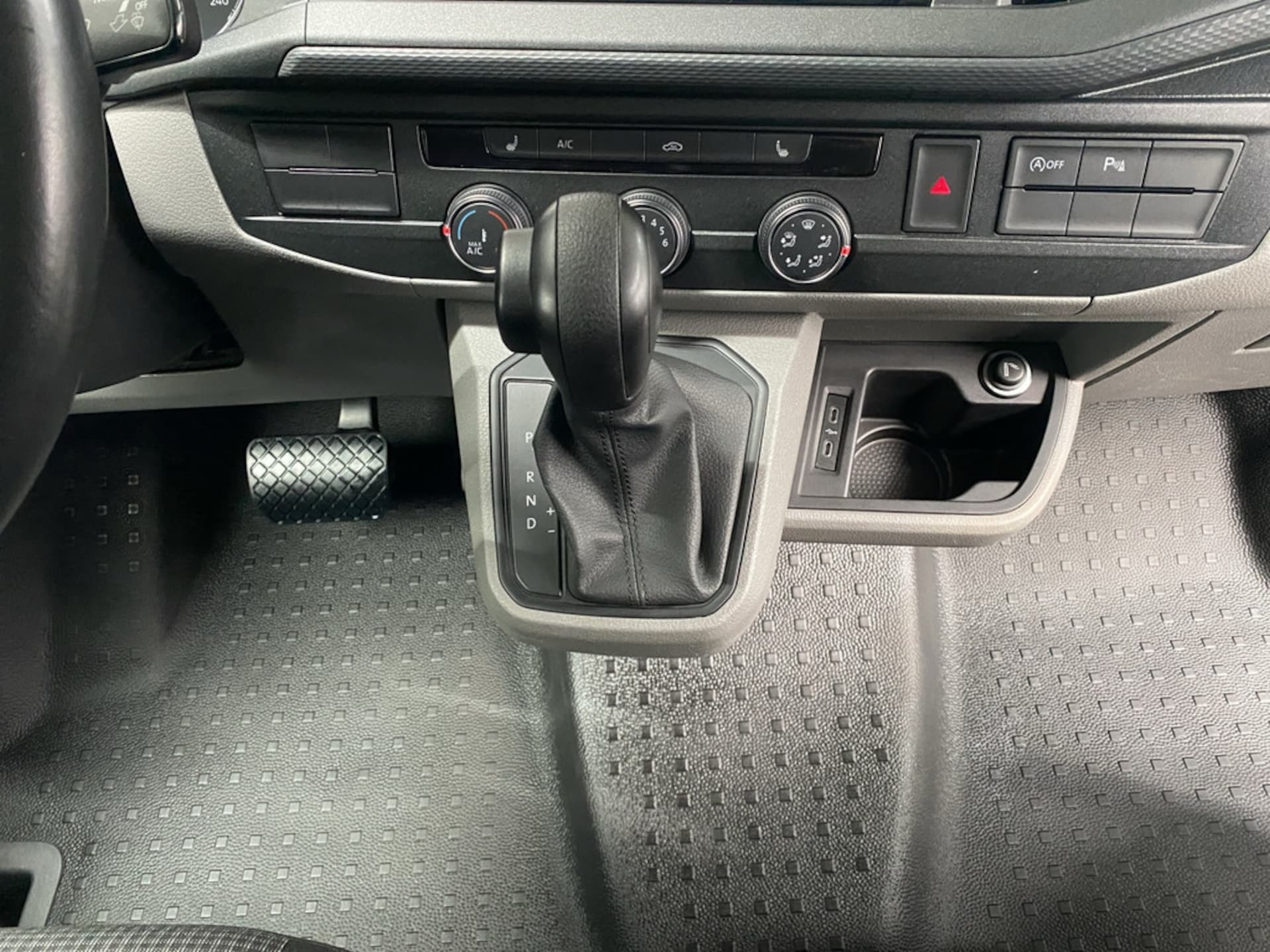 Volkswagen T6.1 Transporter Kasten kurzer Radstand