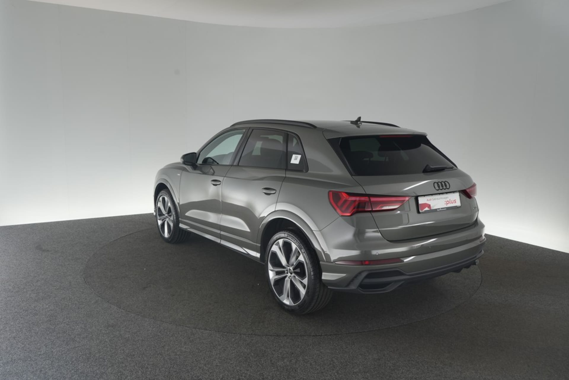 Audi Q3 SUV S line