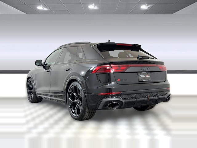 2026 Audi RS Q8 SUV performance
