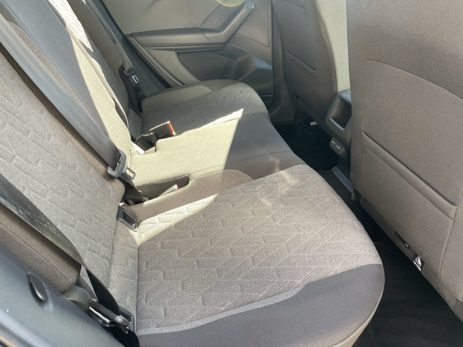 Volkswagen T-Cross – Bild 8