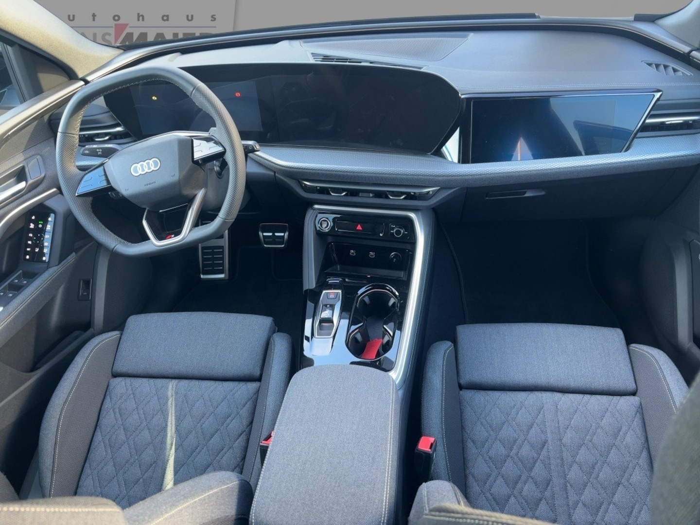 Bild über Audi Q5 SUV TDI quattro 150 kW S tronic - für weitere Informationen kontaktieren Sie den Audi Partner