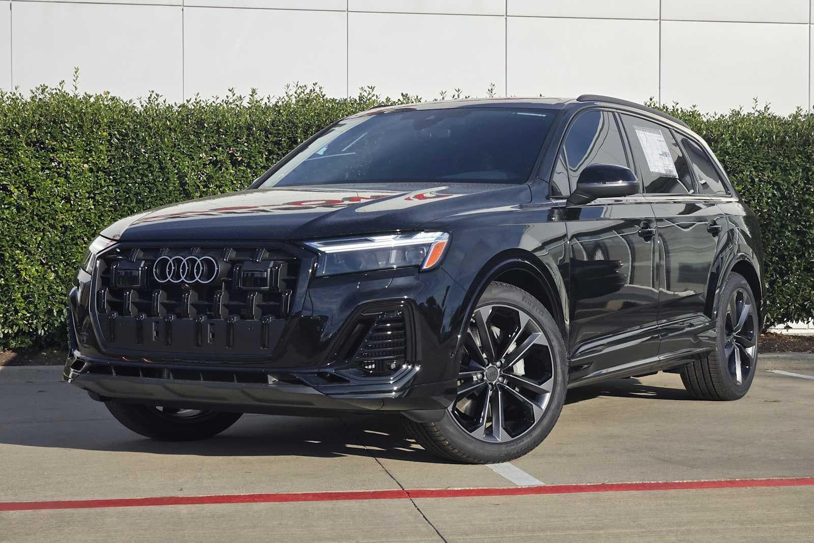 2026 Audi Q7 55 Premium Plus quattro Tiptronic's photo