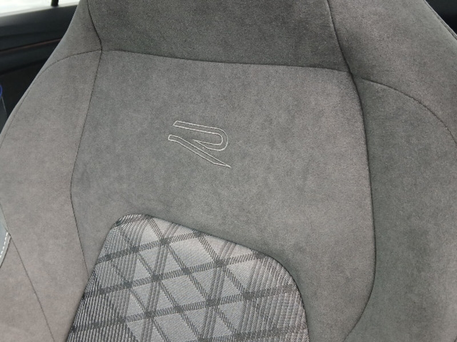 Volkswagen Golf – Bild 24