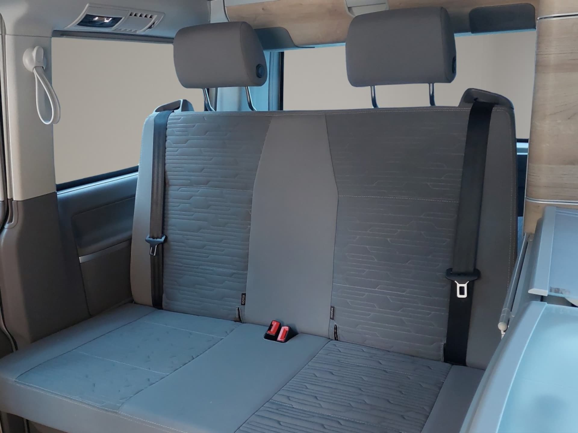 Volkswagen T6.1 California Ocean