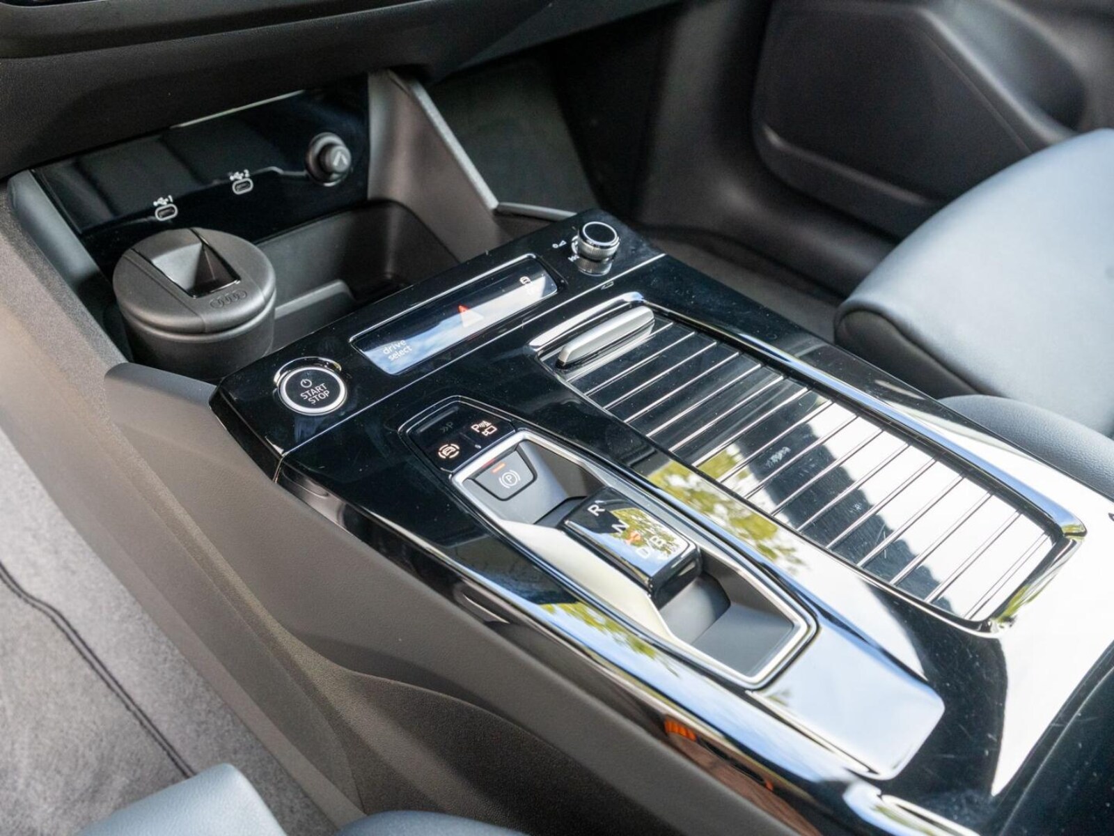 Audi Q6 e-tron – Bild 14