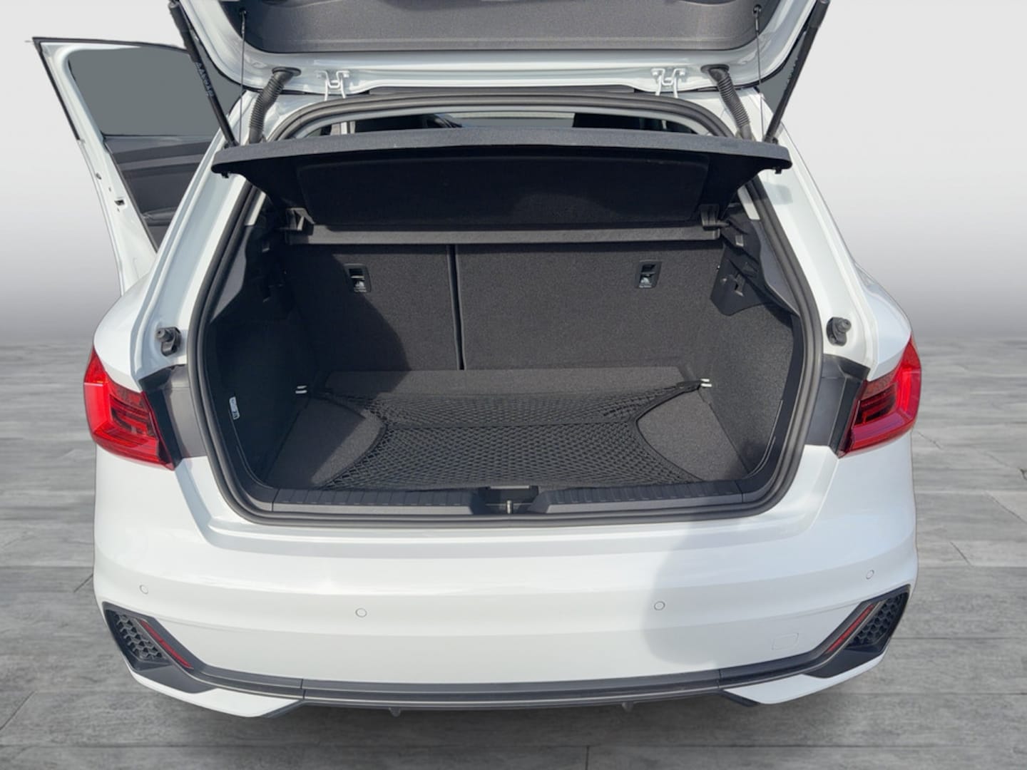 Bild über Audi A1 Sportback S line 25 TFSI S tronic - für weitere Informationen kontaktieren Sie den Audi Partner