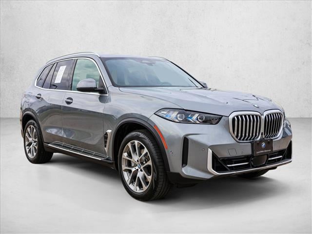 2025 BMW X5 - Image 3