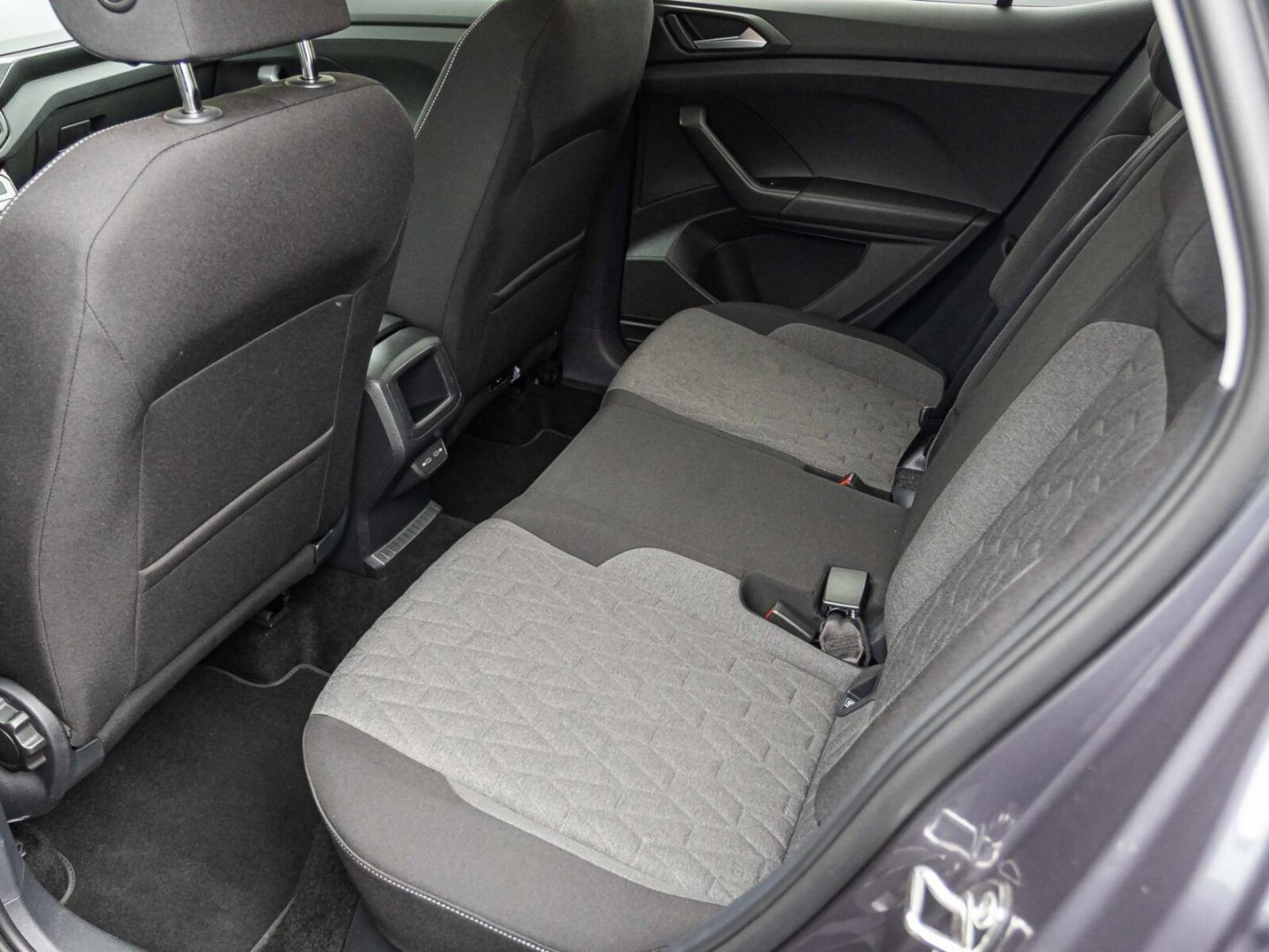 Volkswagen T-Cross – Bild 15