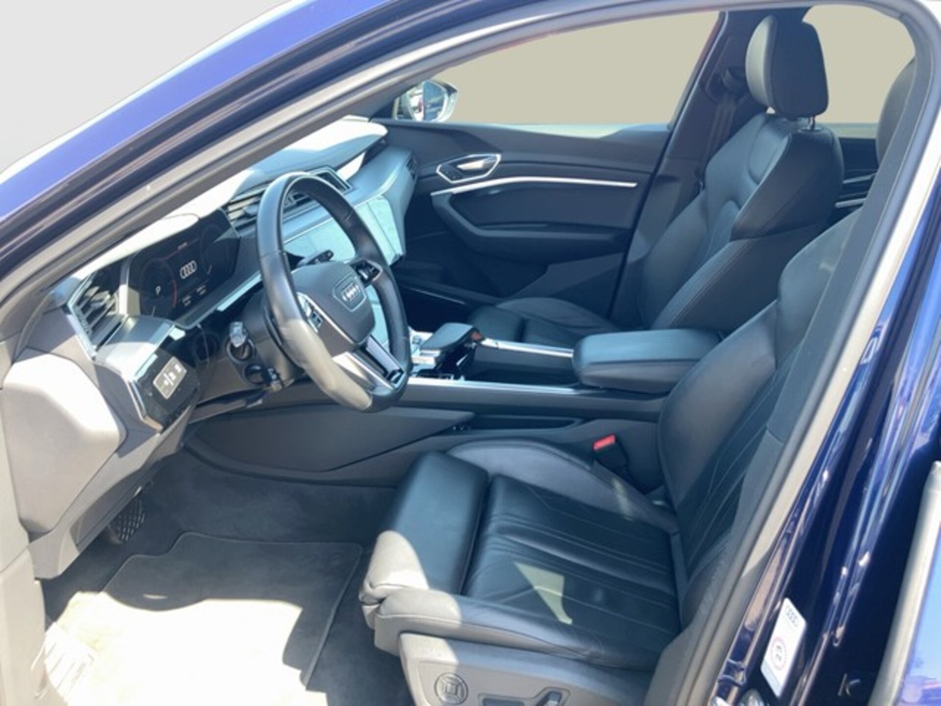 Audi e-tron advanced