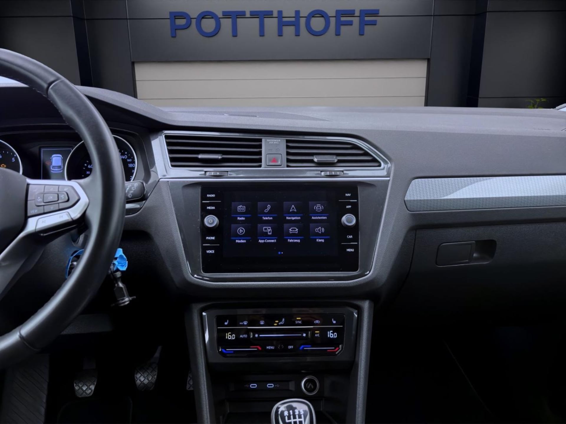 Volkswagen Tiguan Life