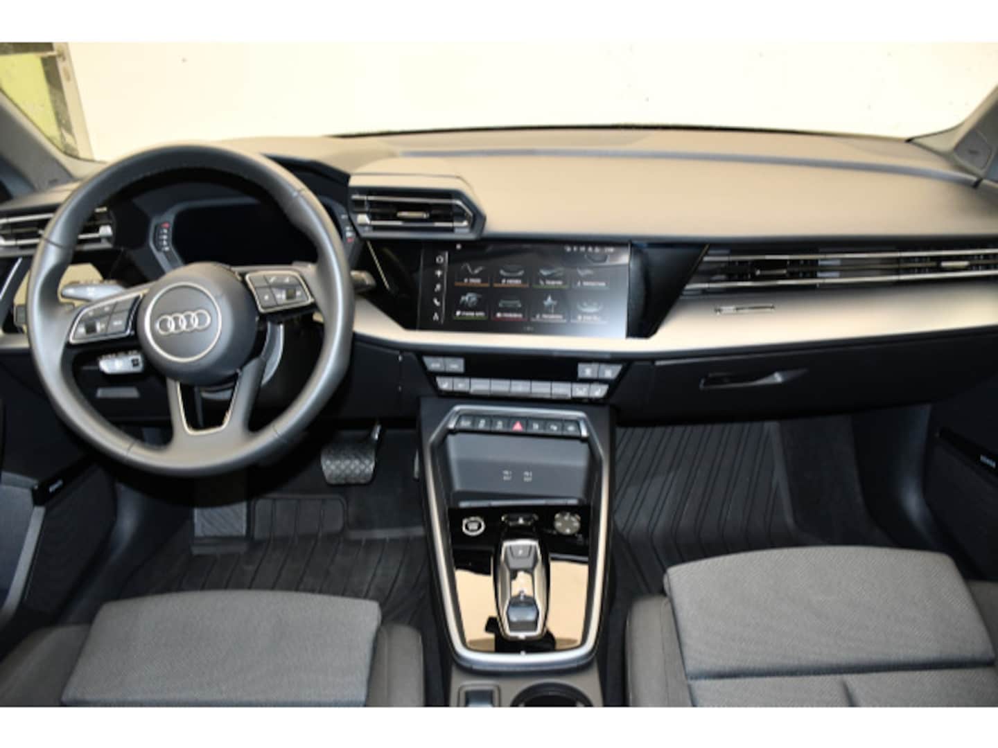 Bild über Audi A3 Sportback advanced 35 TFSI S tronic - für weitere Informationen kontaktieren Sie den Audi Partner