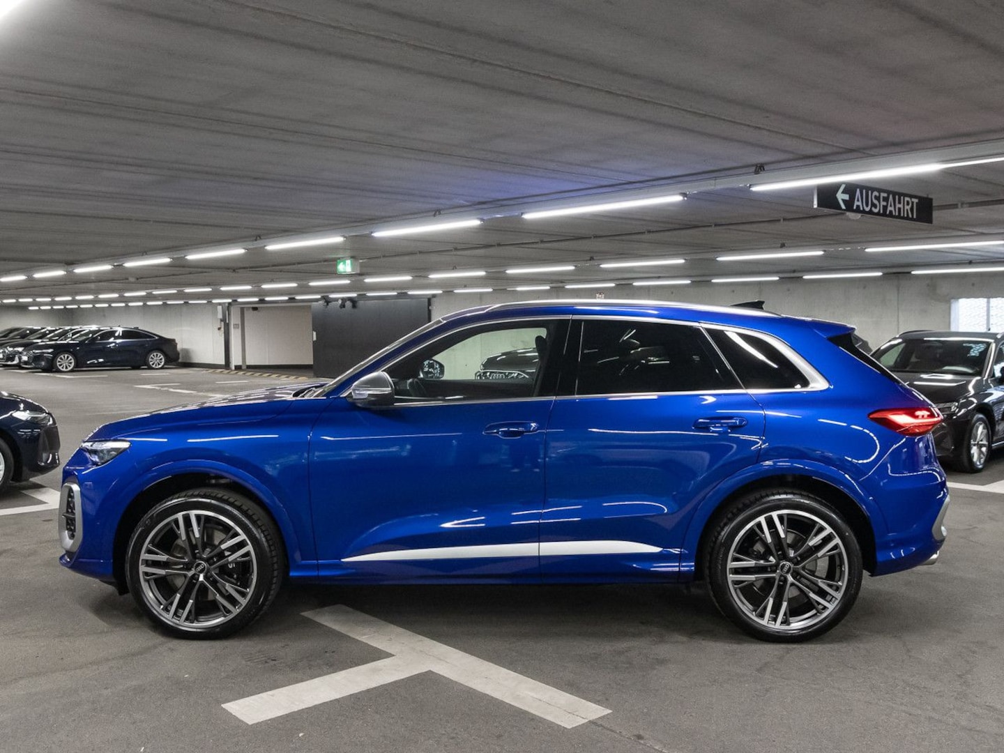 Bild über Audi SQ5 SUV TFSI 270 kW S tronic - für weitere Informationen kontaktieren Sie den Audi Partner