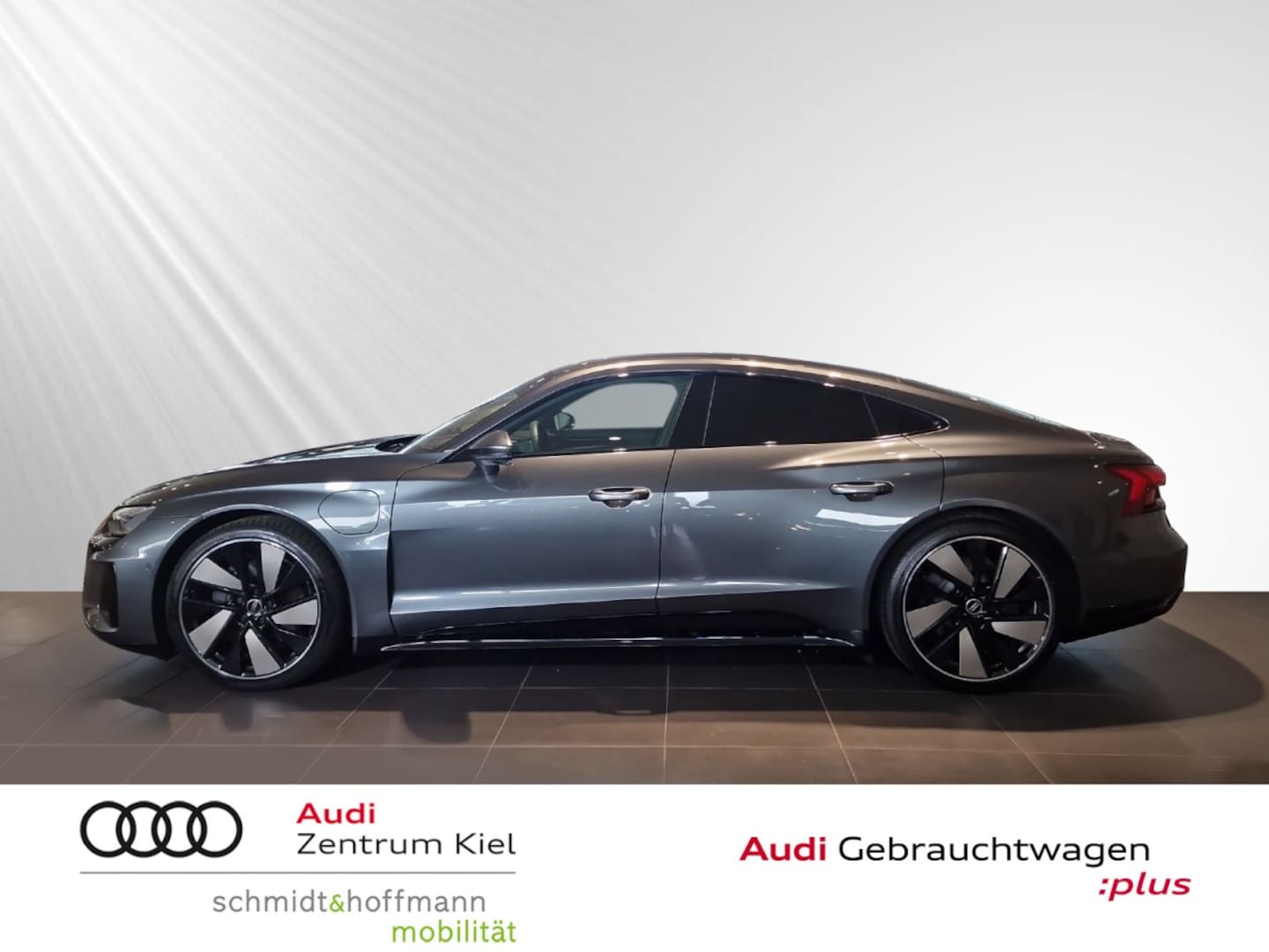 Bild über Audi e-tron GT e-tron quattro - für weitere Informationen kontaktieren Sie den Audi Partner