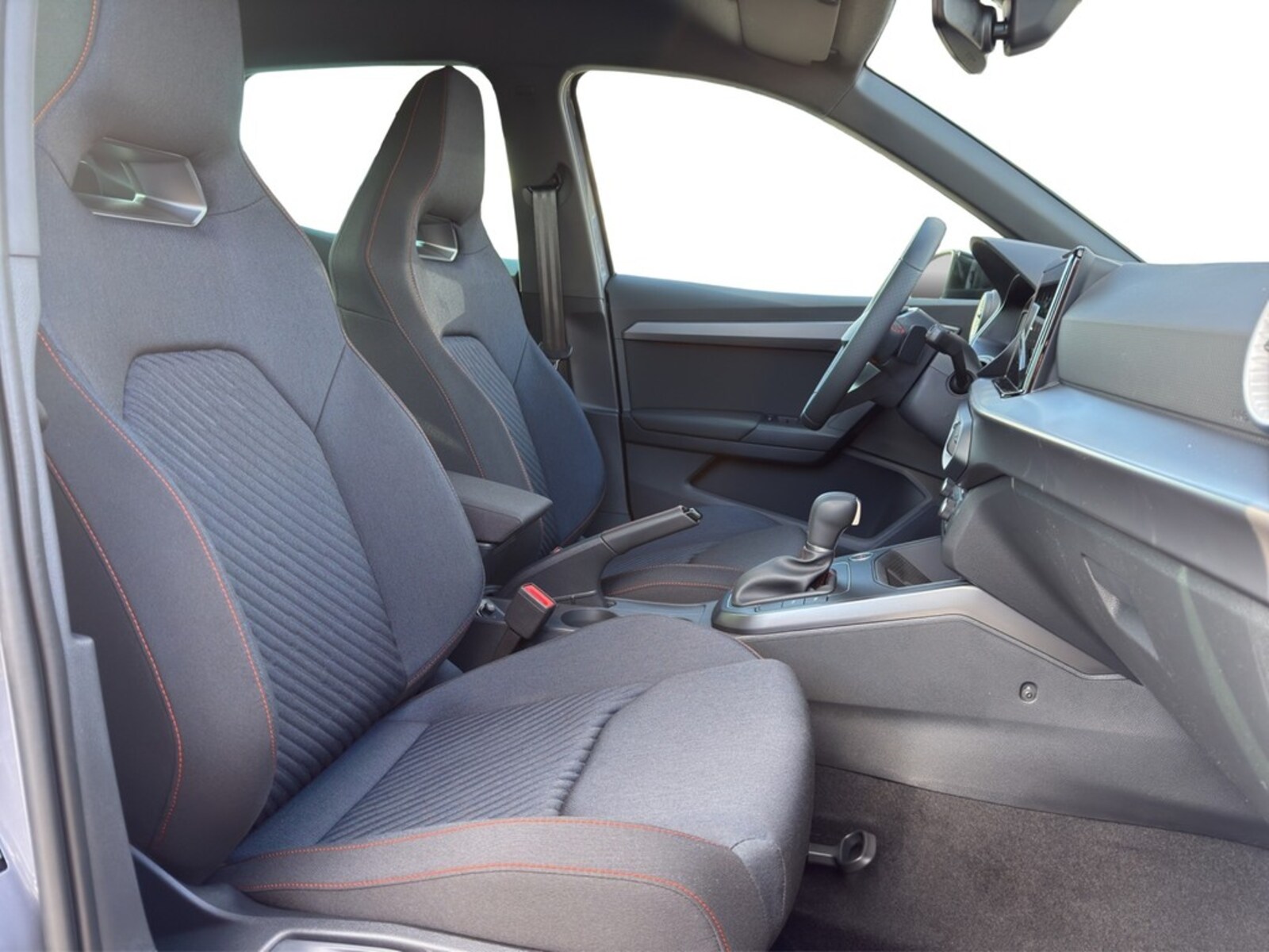 SEAT Arona – Bild 8