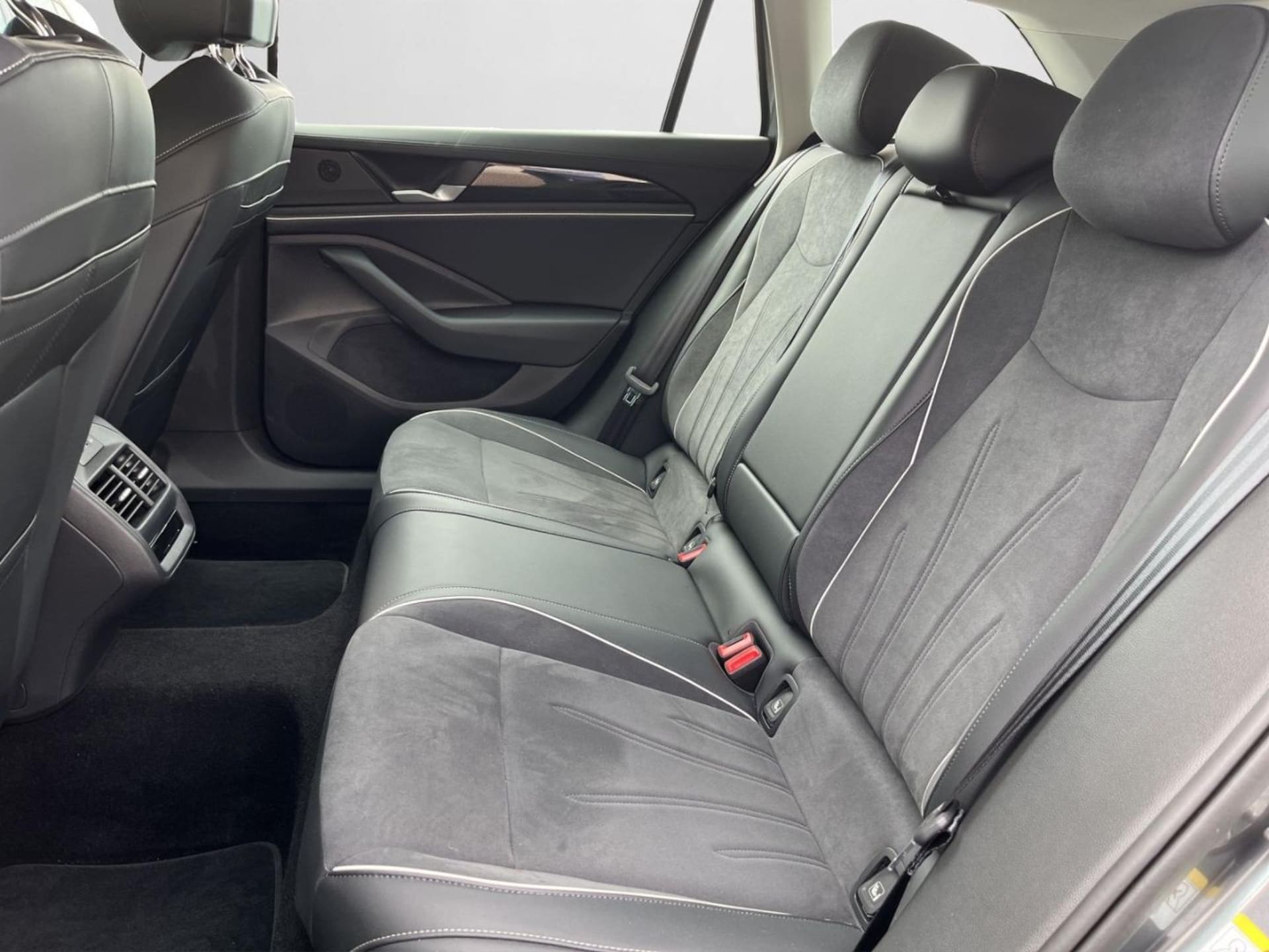 Volkswagen Passat Business