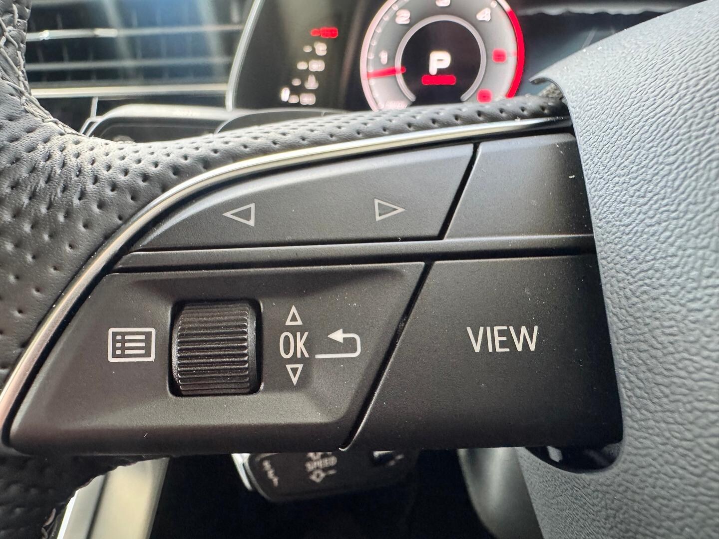 Image about Audi Q7 SUV Q7 S line TDI quattro tiptronic