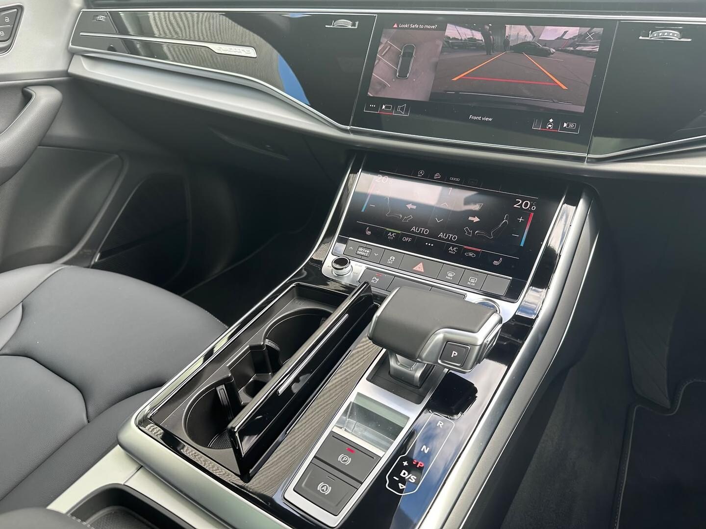 Image about Audi Q7 SUV TFSI quattro tiptronic