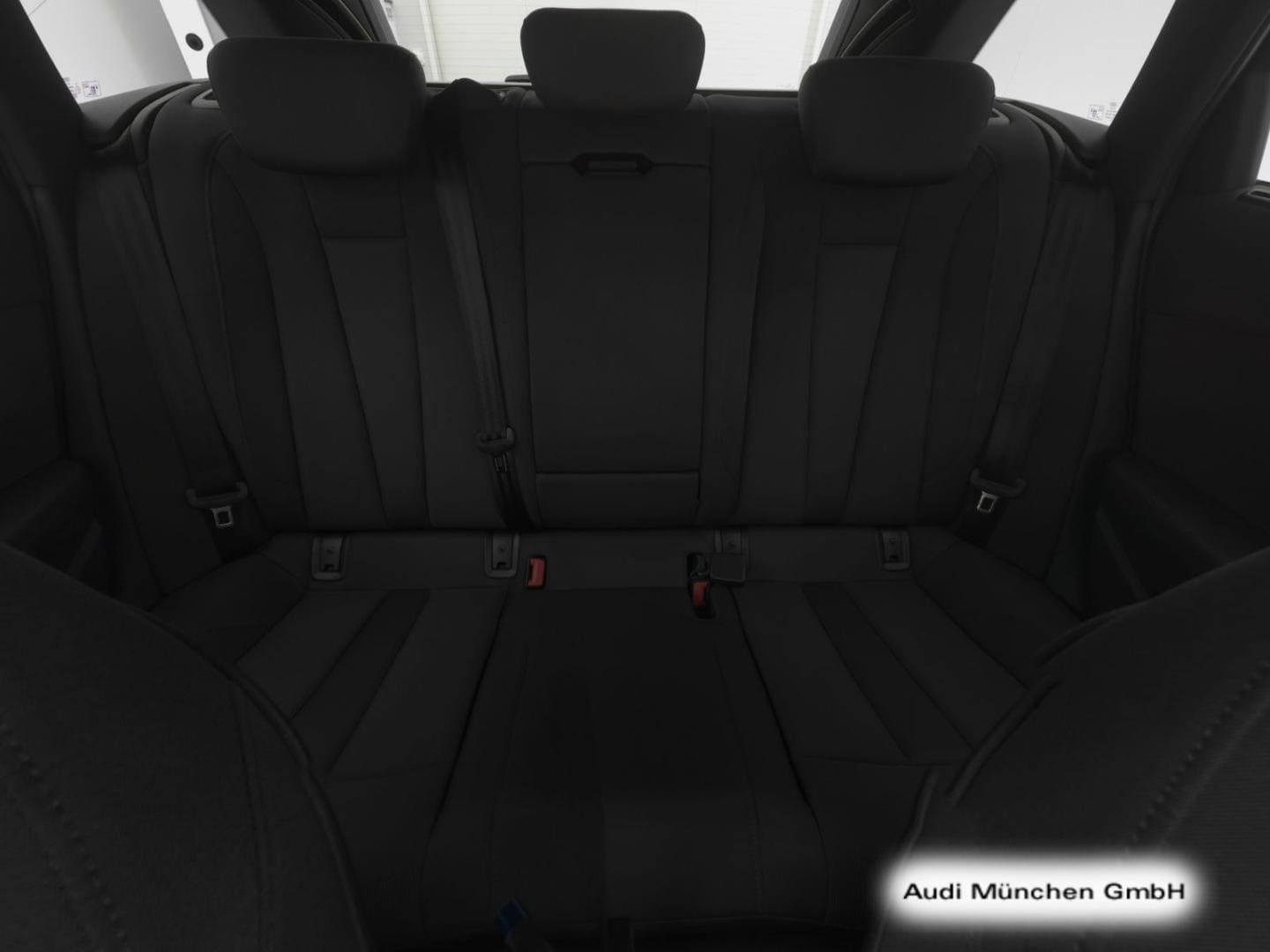 Bild über Audi A4 Avant 35 TFSI S tronic - für weitere Informationen kontaktieren Sie den Audi Partner