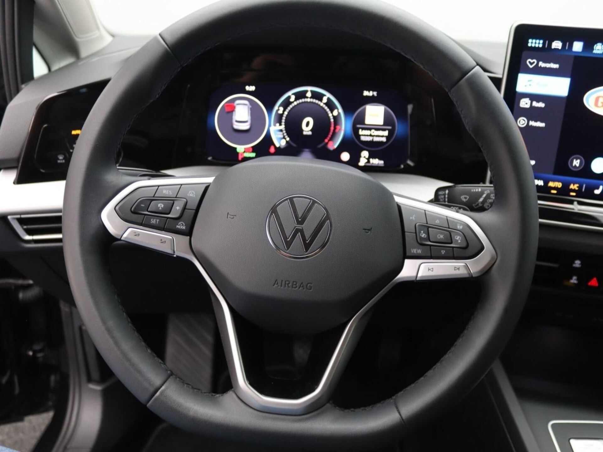 Volkswagen Golf Life